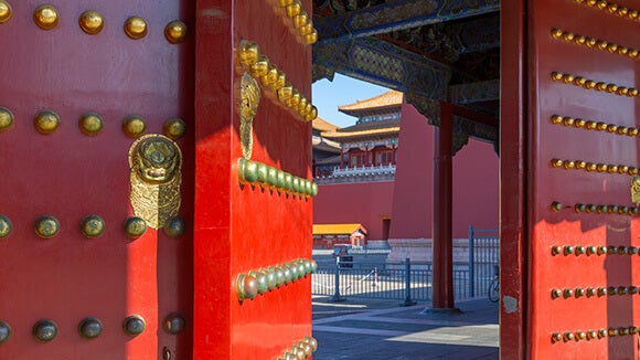 red temple gate